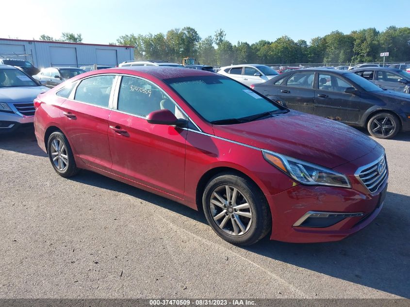 2015 HYUNDAI SONATA 2.4L SE - 5NPE24AF1FH246397