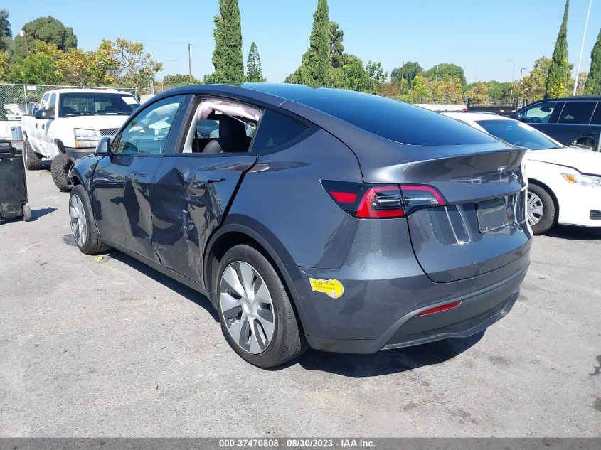 7SAYGDEE3NA022643 Tesla Model Y LONG RANGE 3