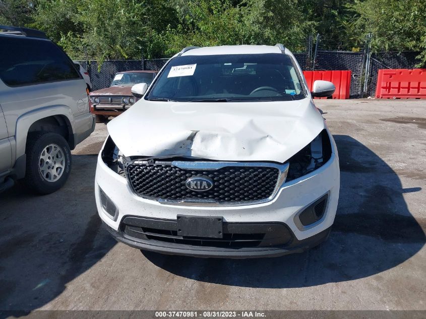 2016 KIA SORENTO LX - 5XYPGDA58GG179310