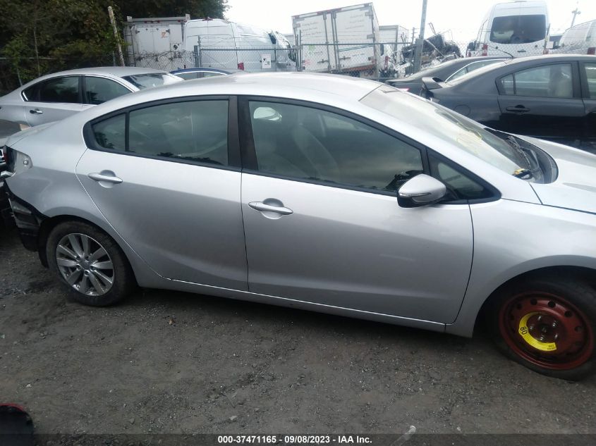 2016 KIA FORTE LX - KNAFX4A67G5584083