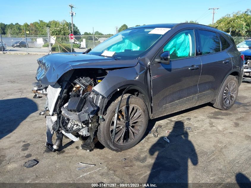 2022 FORD ESCAPE SE - 1FMCU0G67NUB64739