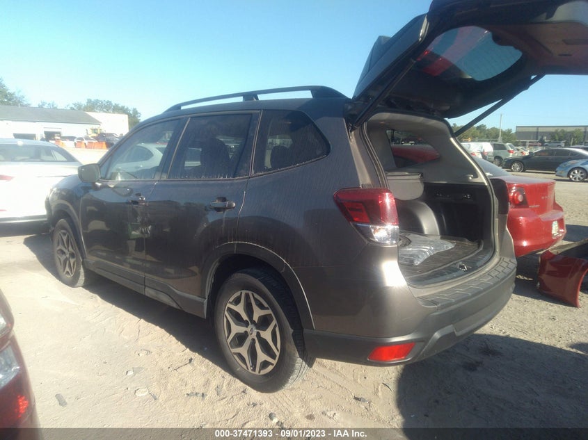VIN JF2SKAJC1MH463355 2021 SUBARU FORESTER PREMIUM