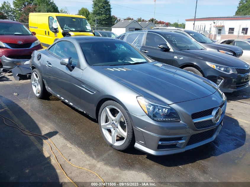 2016 MERCEDES-BENZ SLK SLK 350 WDDPK5HA6GF121082