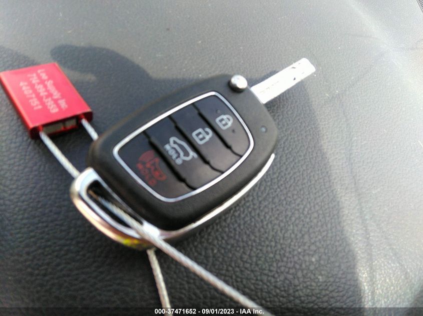 2019 HYUNDAI TUCSON SE - KM8J23A45KU867841