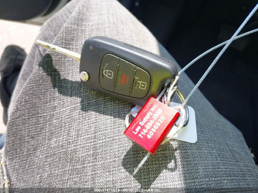 2013 KIA SOUL + - KNDJT2A69D7532869