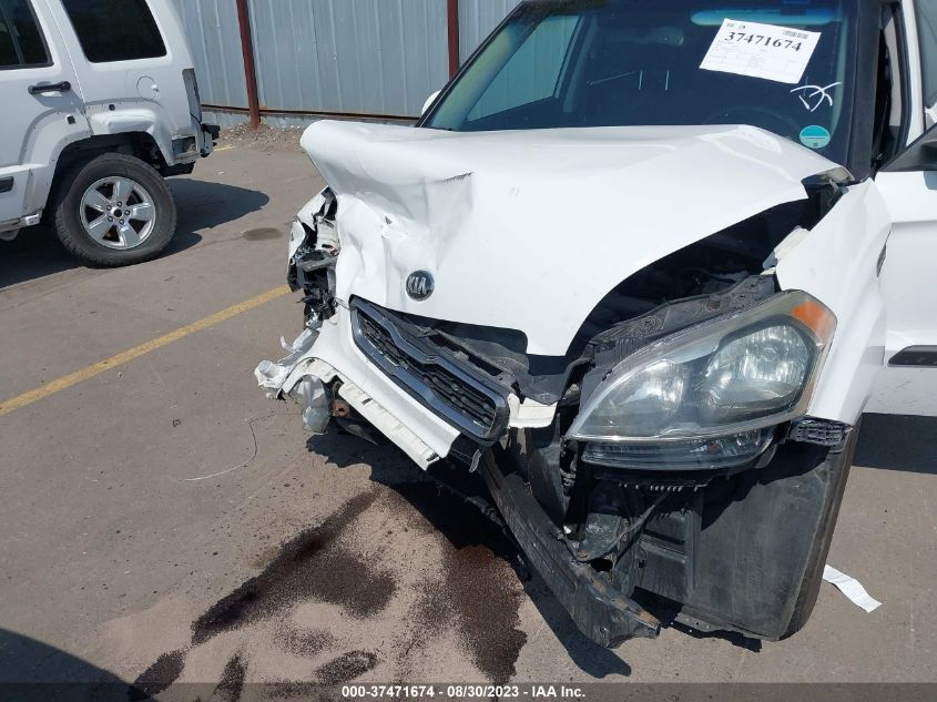 2013 KIA SOUL + - KNDJT2A69D7532869