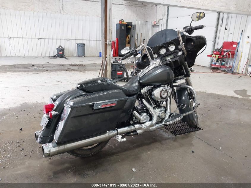 2009 HARLEY-DAVIDSON FLHX - 1HD1KB4109Y688057