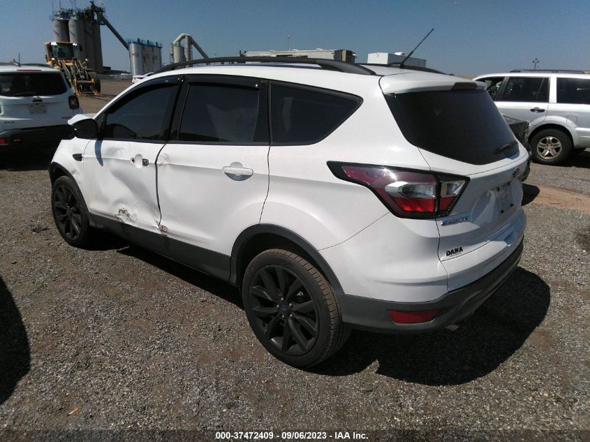 2017 FORD ESCAPE SE - 1FMCU9GD7HUC36871