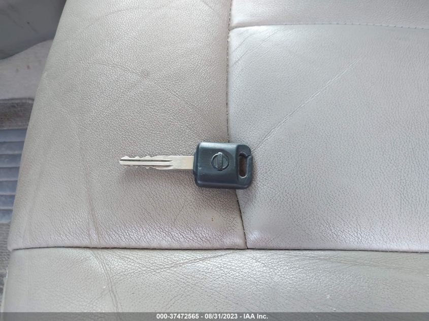 2016 NISSAN NVP SL 5BZAF0AA3GN853404