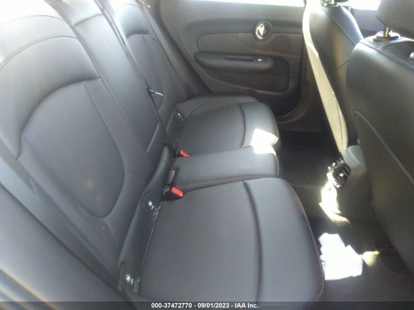 2017 MINI CLUBMAN COOPER - WMWLU1C58H2F28013
