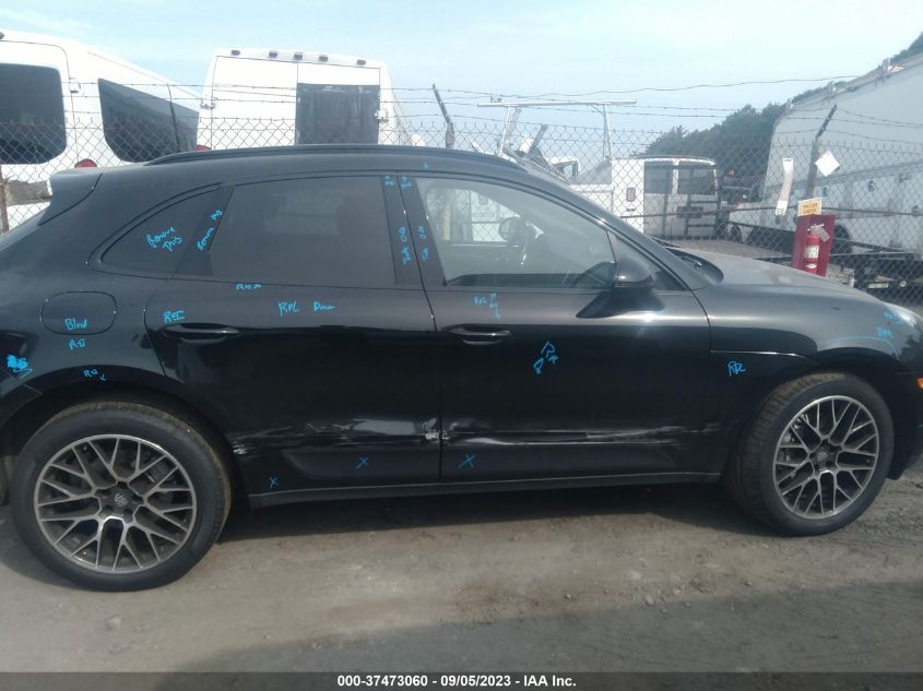 2017 PORSCHE MACAN S - WP1AB2A53HLB17620