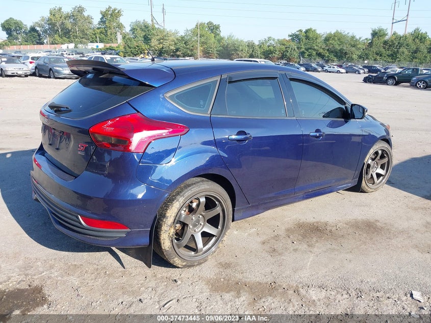 VIN 1FADP3L90HL326826 2017 FORD FOCUS ST