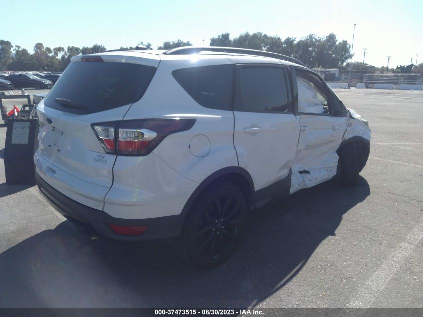 2017 FORD ESCAPE SE - 1FMCU0GD9HUA68582