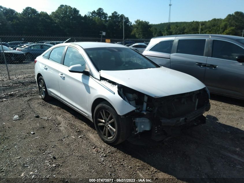 2015 HYUNDAI SONATA 2.4L SE - 5NPE24AF3FH060036