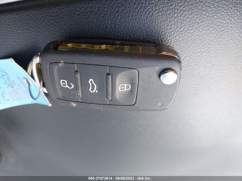 2014 VOLKSWAGEN BEETLE COUPE 2.0L TDI - 3VWJL7AT7EM664973