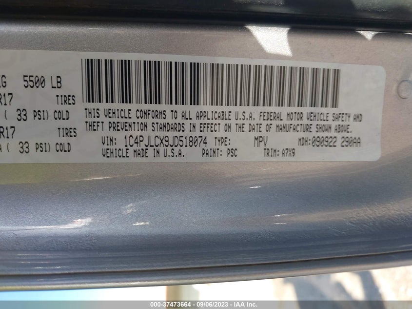 VIN 1C4PJLCX9JD518074 2018 JEEP CHEROKEE LATITUDE
