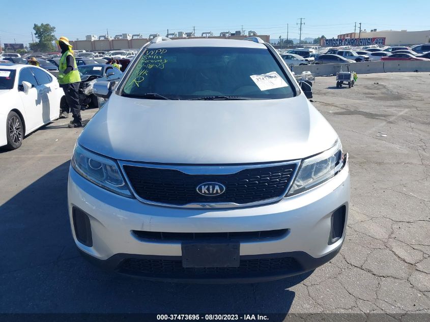 2015 KIA SORENTO LX - 5XYKT4A71FG588612