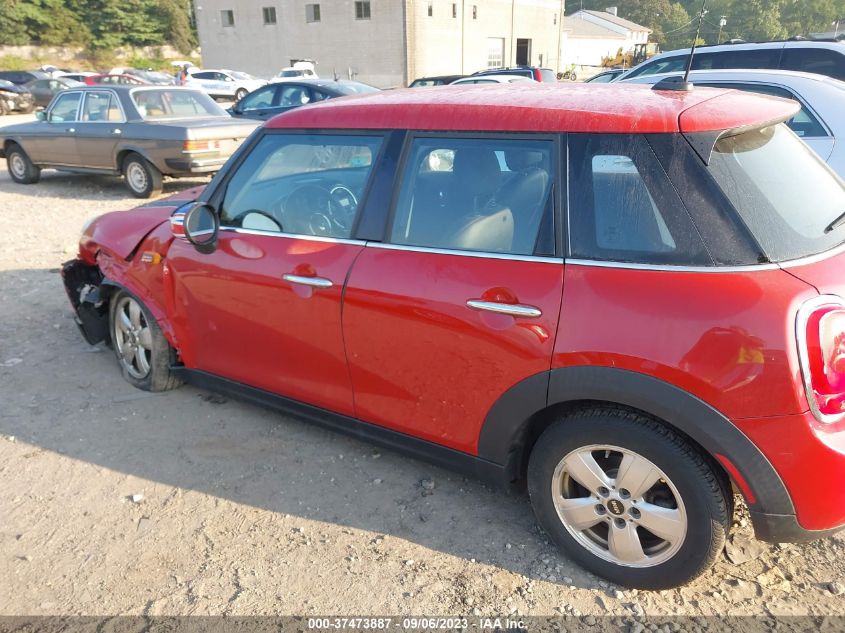 2015 MINI COOPER HARDTOP 4 DOOR WMWXS5C52FT837883