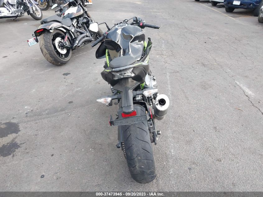 2017 KAWASAKI ZR900 - JKAZR2B16HDA15392