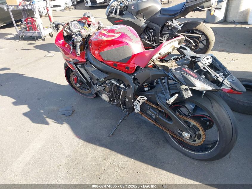 2014 SUZUKI GSX-R750 - JS1GR7MA2E2101997