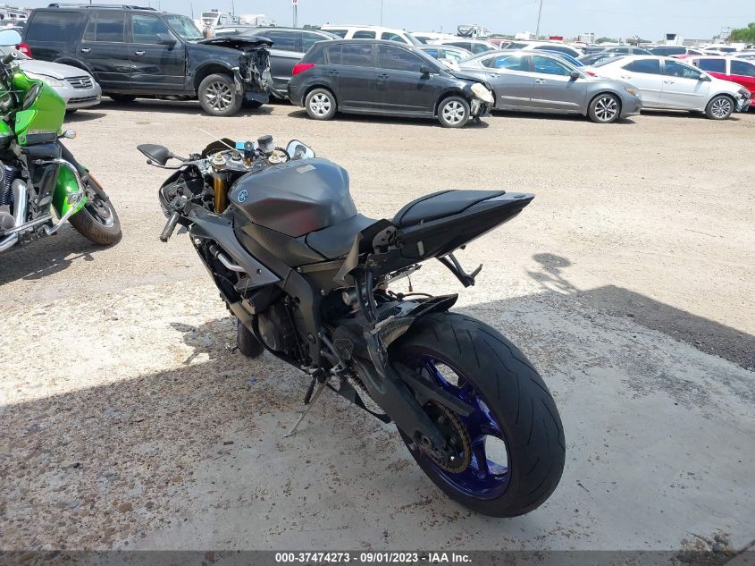 2014 YAMAHA YZFR6 C JYARJ16Y6EA007622