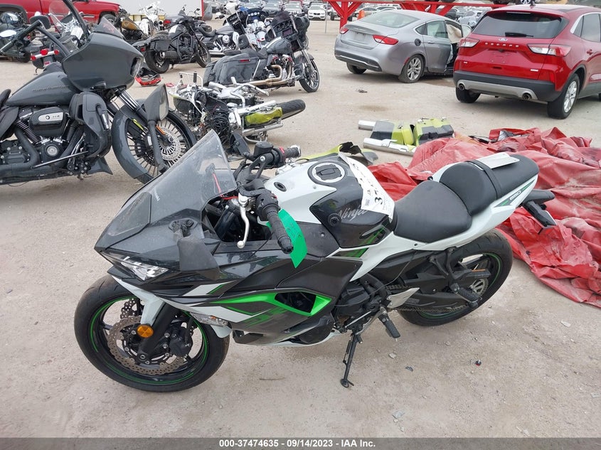VIN ML5EXEN11NDA51312 2022 KAWASAKI EX650 N