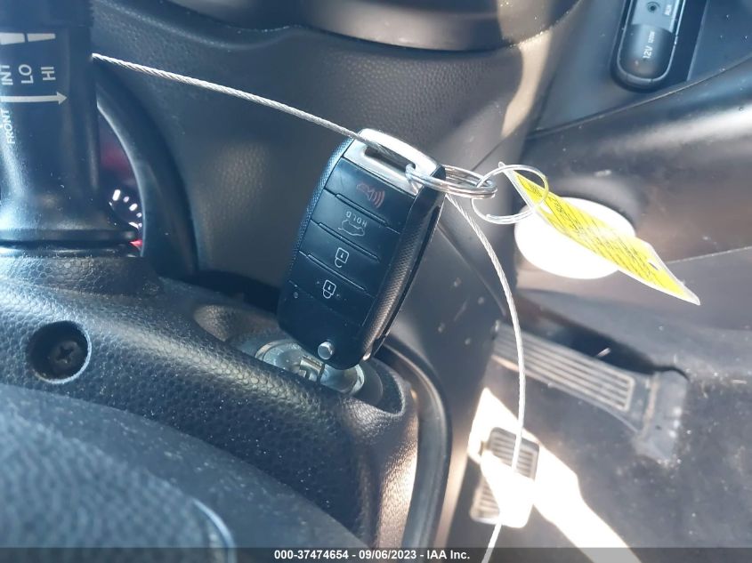 2015 KIA SOUL + - KNDJP3A58F7121340
