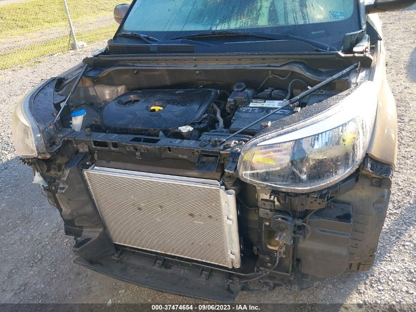 2015 KIA SOUL + - KNDJP3A58F7121340