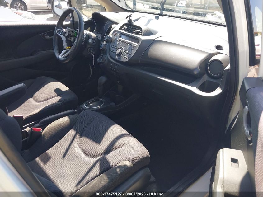 2013 HONDA FIT SPORT - JHMGE8H55DC048188