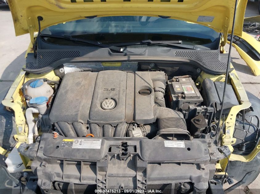 2013 VOLKSWAGEN BEETLE COUPE 2.5L - 3VWJX7AT4DM664335
