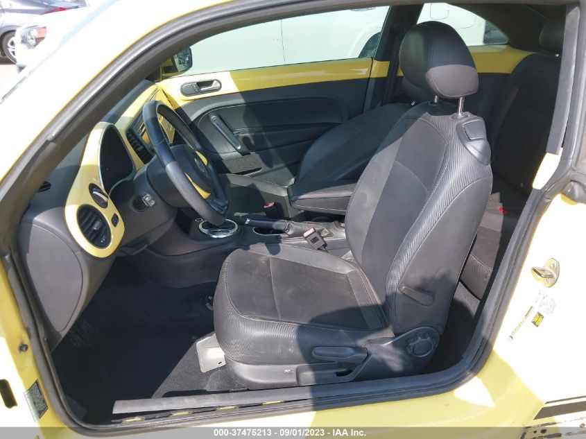 2013 VOLKSWAGEN BEETLE COUPE 2.5L - 3VWJX7AT4DM664335