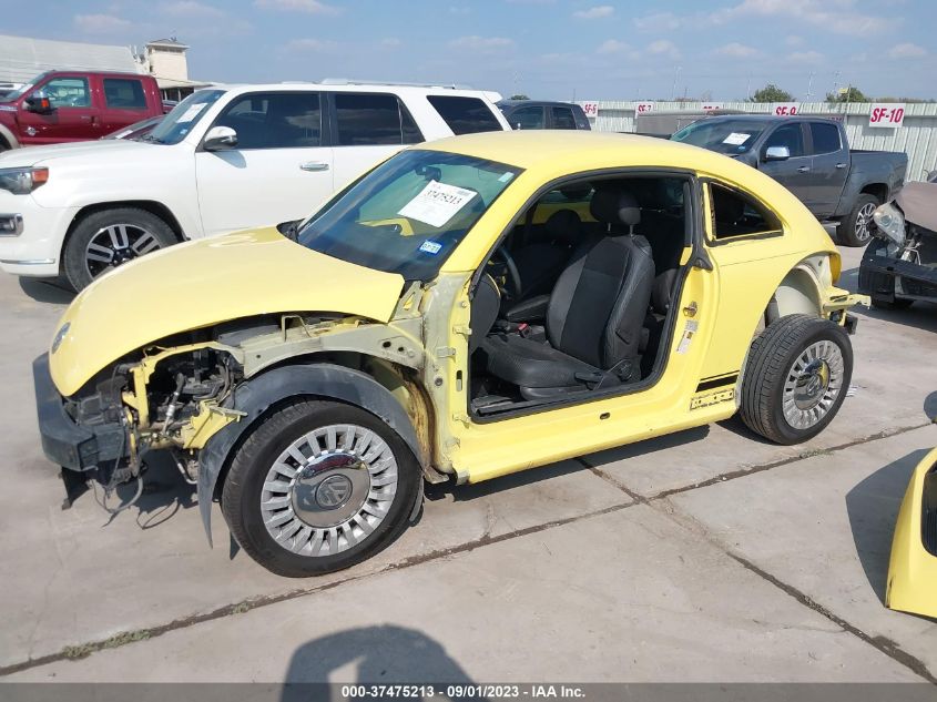 2013 VOLKSWAGEN BEETLE COUPE 2.5L - 3VWJX7AT4DM664335