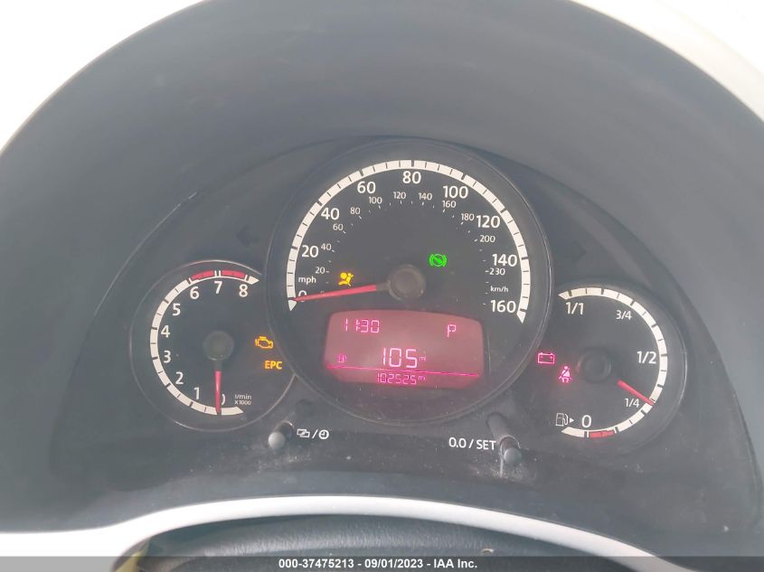 2013 VOLKSWAGEN BEETLE COUPE 2.5L - 3VWJX7AT4DM664335
