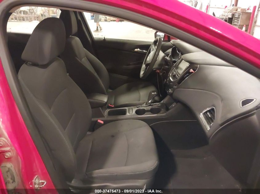 2018 CHEVROLET CRUZE LT - 1G1BE5SM5J7162473