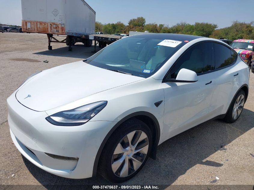 2021 TESLA MODEL Y - 5YJYGDEE0MF240571
