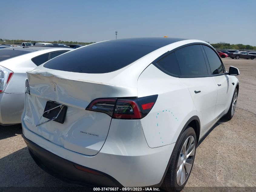 2021 TESLA MODEL Y - 5YJYGDEE0MF240571