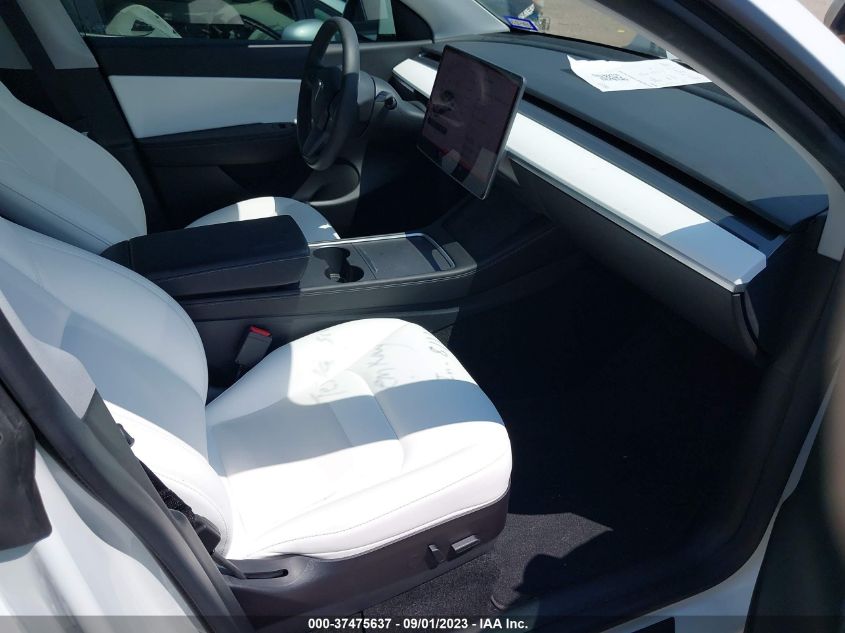 2021 TESLA MODEL Y - 5YJYGDEE0MF240571