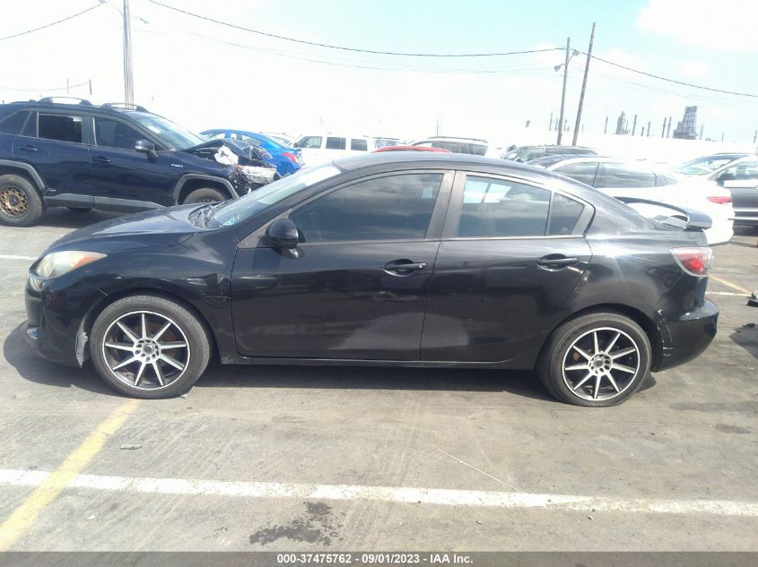 2013 MAZDA MAZDA3 I SV - JM1BL1TG5D1763372