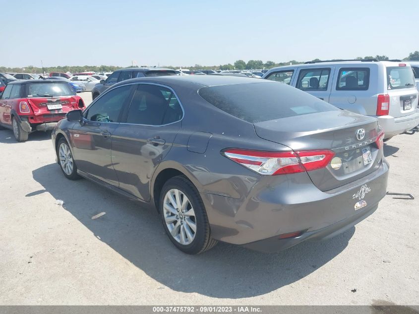 2018 TOYOTA CAMRY LE/SE/XLE/L - 4T1B11HK6JU620844