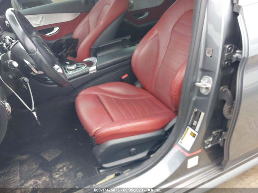 VIN 55SWF4JBXJU238147 2018 MERCEDES-BENZ C-CLASS C 300