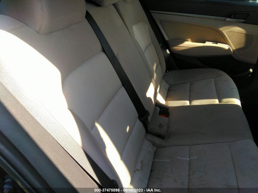 2018 HYUNDAI ELANTRA SEL - 5NPD84LF3JH239936