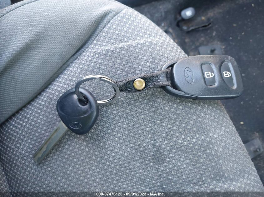 2013 HYUNDAI ACCENT GS - KMHCT5AE8DU112793