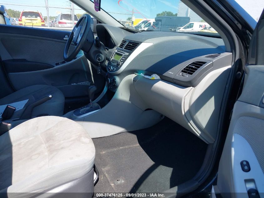 2013 HYUNDAI ACCENT GS - KMHCT5AE8DU112793