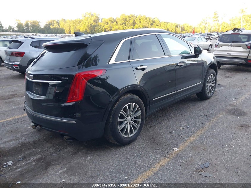 VIN 1GYFNDRS3HZ100098 2017 CADILLAC XT5 LUXURY