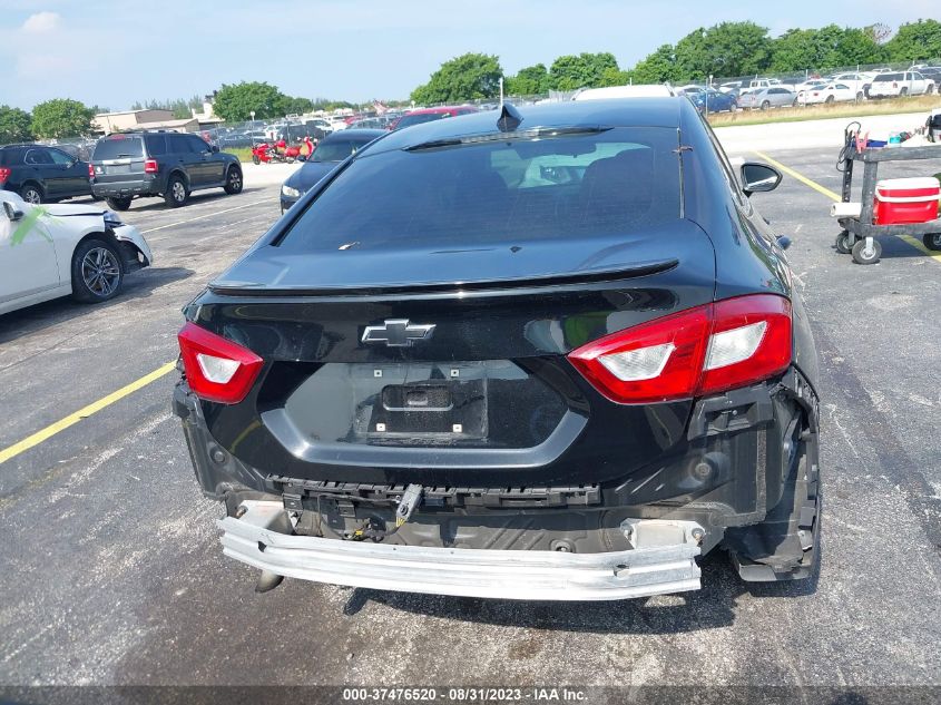 2018 CHEVROLET CRUZE LT - 1G1BE5SM4J7223800
