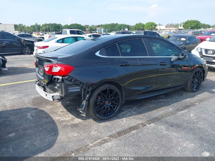2018 CHEVROLET CRUZE LT - 1G1BE5SM4J7223800