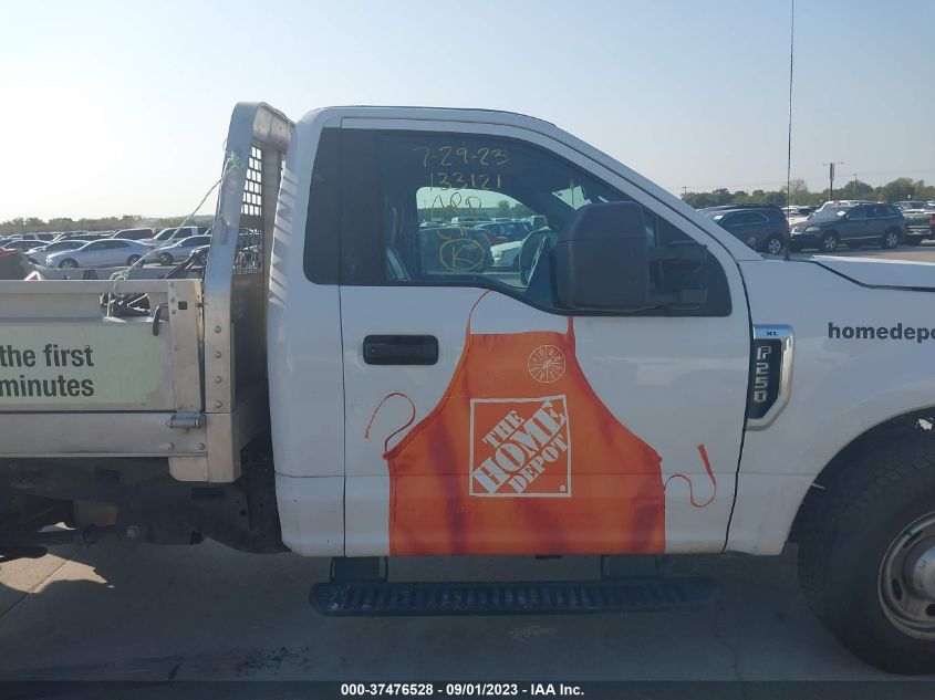 2019 FORD SUPER DUTY F-250 SRW XL/XLT - 1FDBF2A6XKED43132