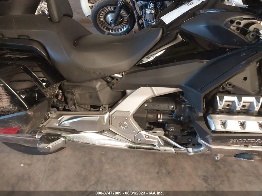 2019 HONDA GL1800 D JH2SC7957KK101106