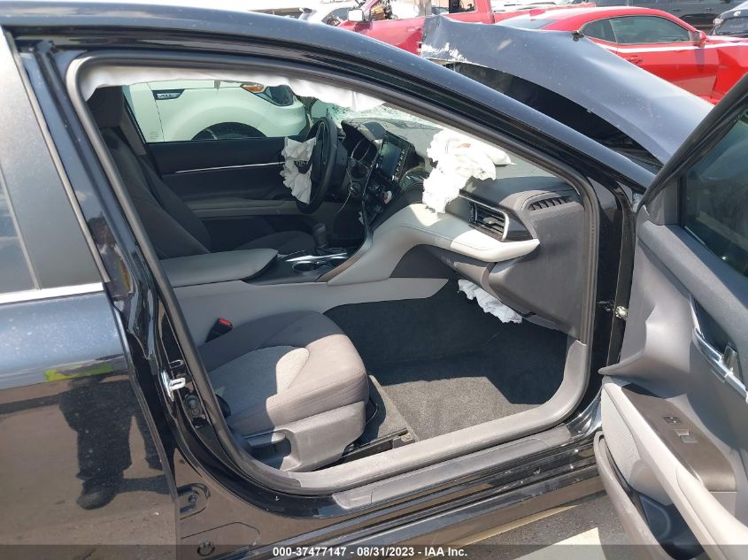 2022 TOYOTA CAMRY LE - 4T1C11AK8NU641067