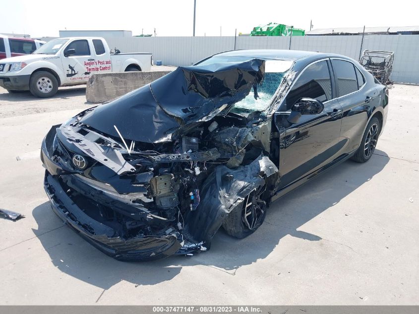 2022 TOYOTA CAMRY LE - 4T1C11AK8NU641067
